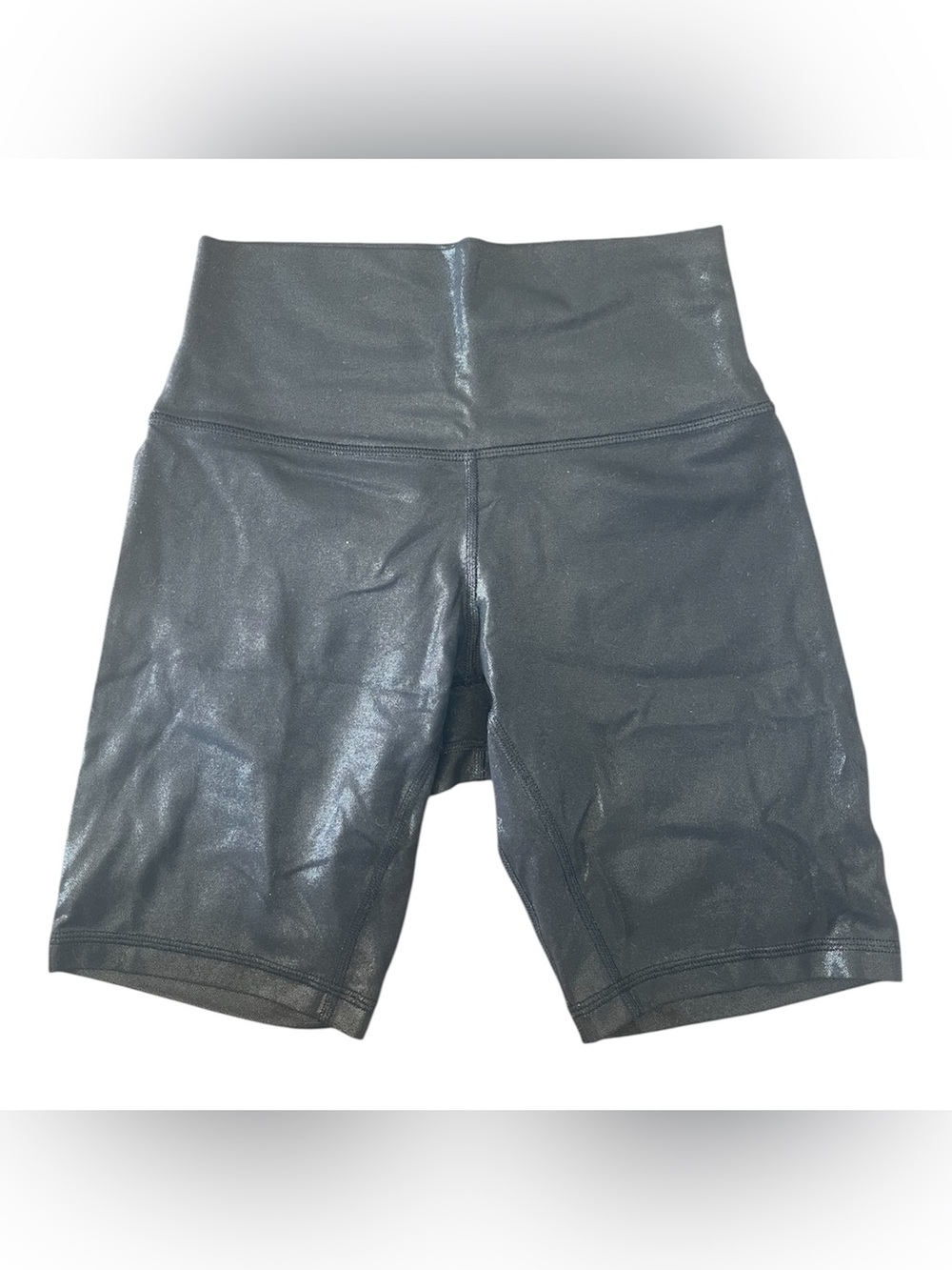 Lululemon Women’s Wonder Train 8” Shorts in Shiny*